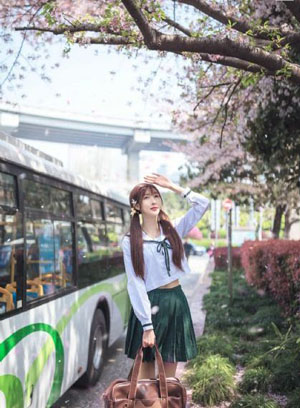高端监狱_BD英语高清在线